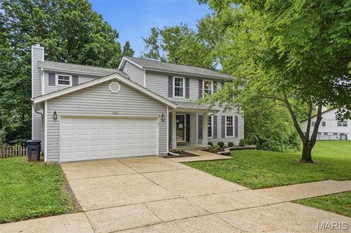 130 Holly Garden Dr, Ballwin, MO, 63021-6531 | Card Image