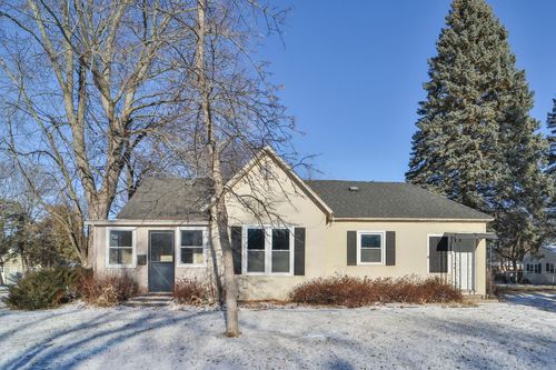 802 6th Avenue Ne, Brainerd, MN, 56401 | Card Image