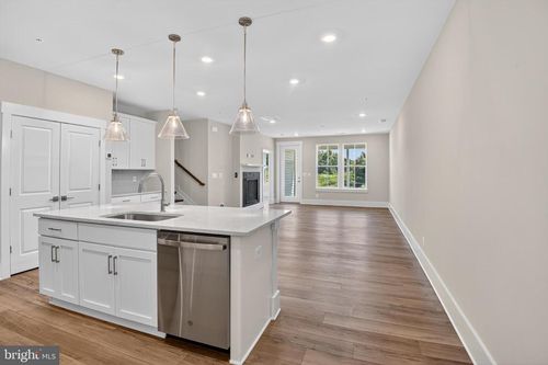 3700 Elizabeth River Dr, Upper Marlboro, MD, 20772-4037 | Card Image