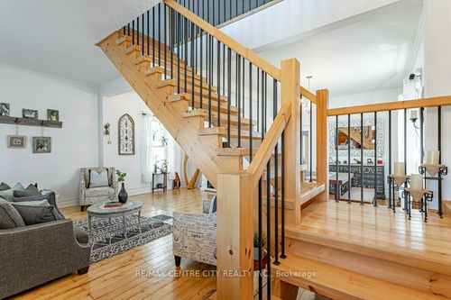 971 Elias St, London, ON, N5W3P5 | Card Image