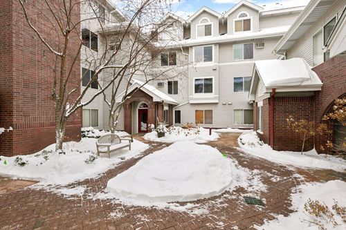 apt-6106-7420 Edinborough Way, Edina, MN, 55435-4763 | Card Image