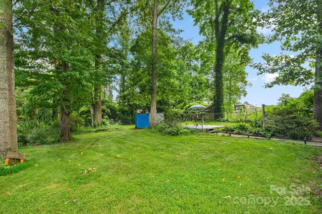 1058 Howard Gap Loop Rd, House other with 3 bedrooms, 3 bathrooms and null parking in Flat Rock NC | Image 28