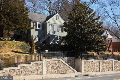 221 Dale Dr, SILVER SPRING, MD, 20910-5503 | Card Image