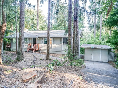 21225 Ne 12th St, Sammamish, WA, 98074-6740 | Card Image