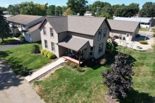 303 S Prairie Ave, POLO, IL, 61064-1943 | Card Image