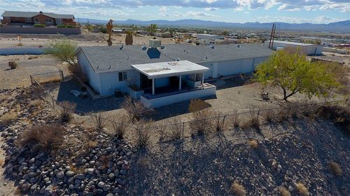 3975 Christopher St, Bullhead City, AZ, 86442-8776 | Card Image