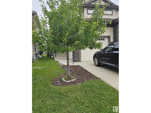 2518 22 Ave Nw, Edmonton, AB, T6T0Y5 | Card Image