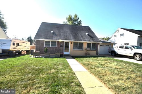 1512 Faulkland Rd, WILMINGTON, DE, 19805-1215 | Card Image