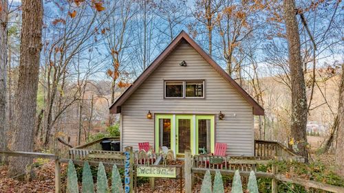 32209 Rambo St, Damascus, VA, 24236 | Card Image