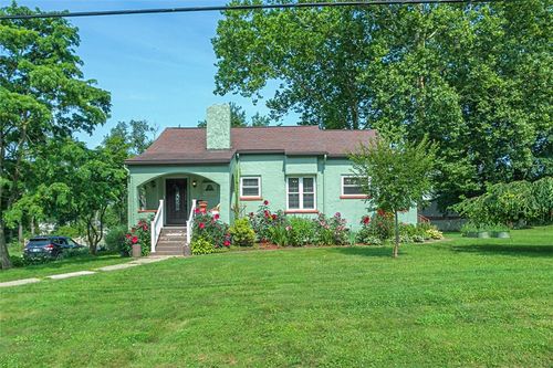 112 Elm Dr, Trafford, PA, 15085-1320 | Card Image