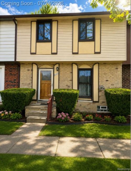 8410 Hickory Dr Drive, Sterling Heights, MI, 48312 | Card Image