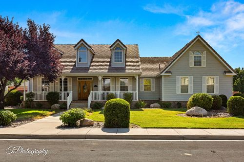 672 Sweetspring Dr, Santa Clara, UT, 84765-5469 | Card Image