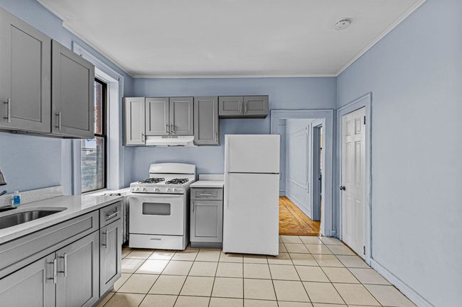 APT-2R - 245 Liberty Ave, House other with 2 bedrooms, 1 bathrooms and null parking in Jersey City NJ | Image 14