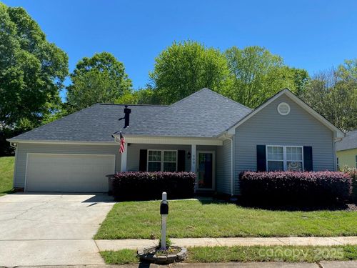 208 Howe St, Belmont, NC, 28012-3365 | Card Image