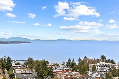 1305-1501 Foster St, White Rock, BC, V4B0C3 | Card Image