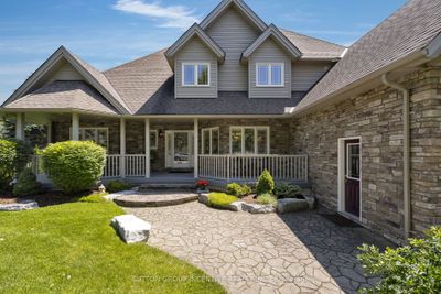 61 Highland Dr, House other with 3 bedrooms, 4 bathrooms and 8 parking in Oro-Medonte ON | Image 2