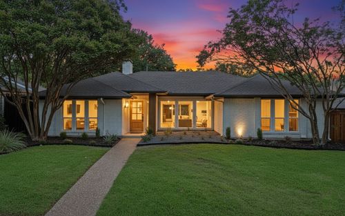 6029 Daven Oaks Dr, Dallas, TX, 75248-2118 | Card Image