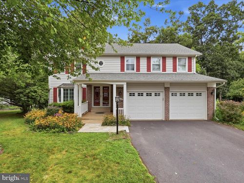 6595 Rockland Dr, CLIFTON, VA, 20124-2417 | Card Image