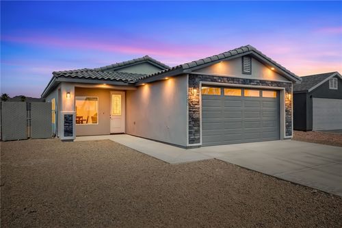 4283 S Los Maderos Dr, Fort Mohave, AZ, 86426-5213 | Card Image