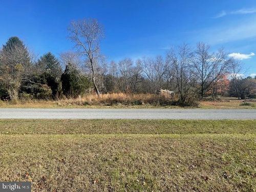 13627 Beaver Dam Rd, ELLENDALE, DE, 19941-3109 | Card Image