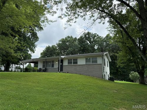 13 White Oak Dr, Saint Peters, MO, 63376-2840 | Card Image