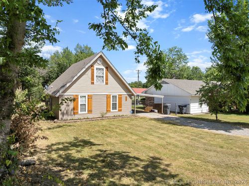 914 Hailey St Sw, Ardmore, OK, 73401-5116 | Card Image