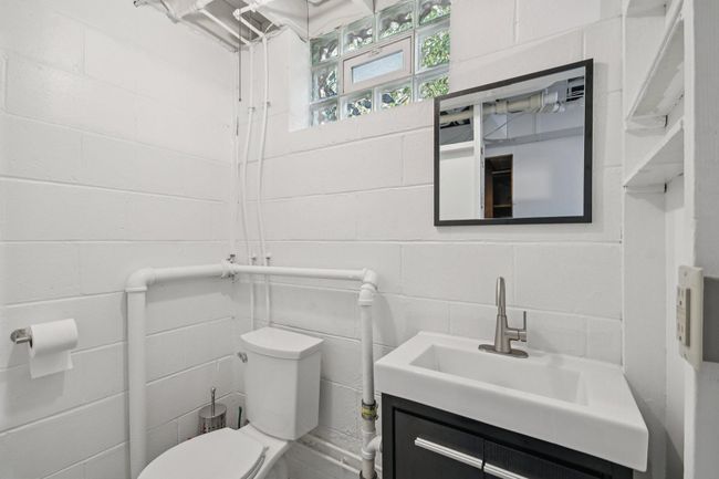 46-web-or-mls-Como Ave-1106-046.jpg | Image 36