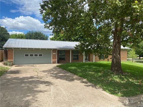 2500 Barhill Dr, Austin, TX, 78704-3208 | Card Image