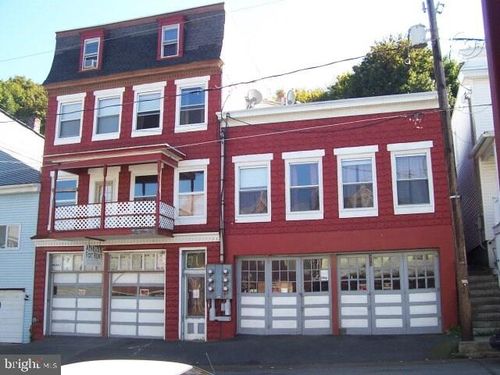 718 Walnut St, ASHLAND, PA, 17921-1853 | Card Image