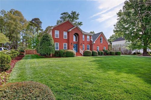 2332 Upper Greens Pl, Virginia Beach, VA, 23456-3587 | Card Image