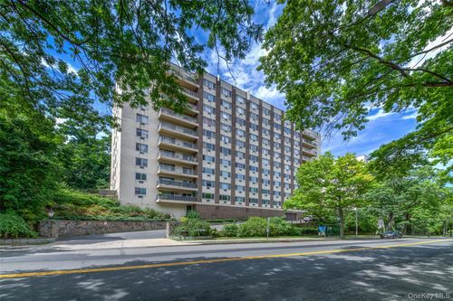 6-d-north-125 Lake St, White Plains, NY, 10604-2419 | Card Image