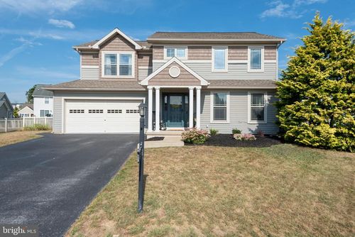 45 Stony Run Way, YORK, PA, 17406-6106 | Card Image