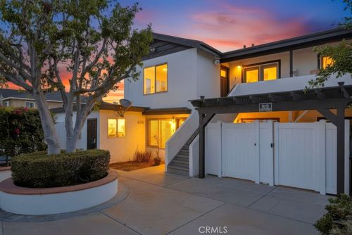 d-1010 Valencia St, Costa Mesa, CA, 92626-5735 | Card Image