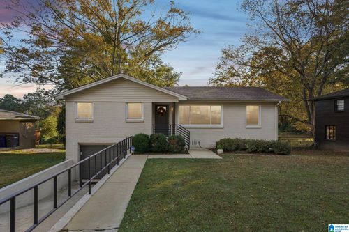 1313 Laurence St, Irondale, AL, 35210-1401 | Card Image