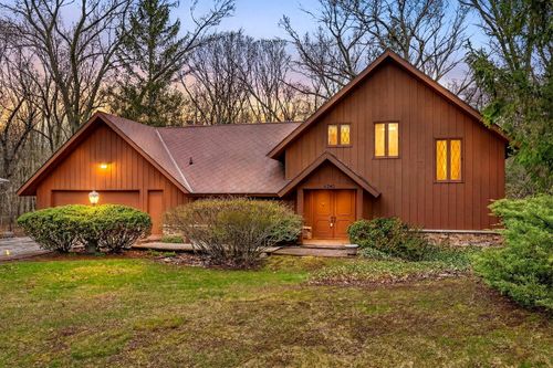 6240 Nantucket Ln, Kalamazoo, MI, 49009-8905 | Card Image