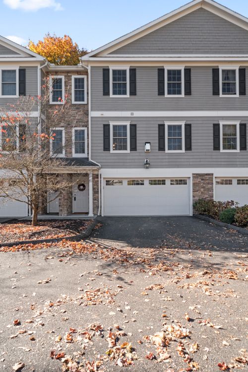 apt-b6-53 Grassy Plain Street, Bethel, CT, 06801 | Card Image