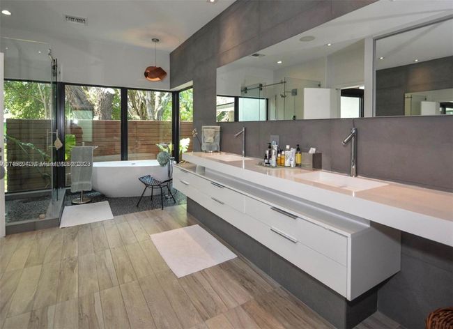 4560 Bay Point Rd, House other with 4 bedrooms, 5 bathrooms and null parking in Miami FL | Image 5
