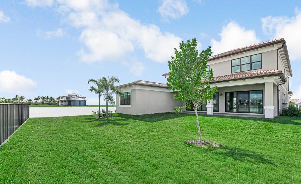 Residential in Palm Beach Gardens 2