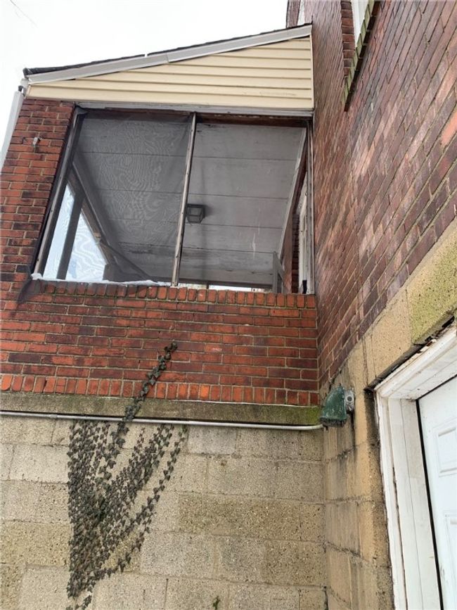 1823 Wright St, House other with 2 bedrooms, 1 bathrooms and 5 parking in Wilkinsburg PA | Image 23