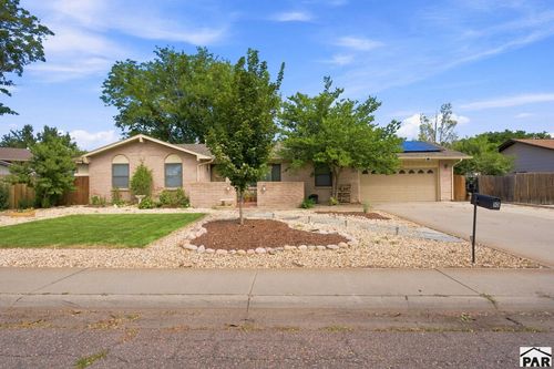 10 Pedragal Ln, Pueblo, CO, 81005-2918 | Card Image