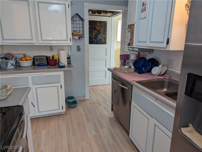 Kitchen | Image 11