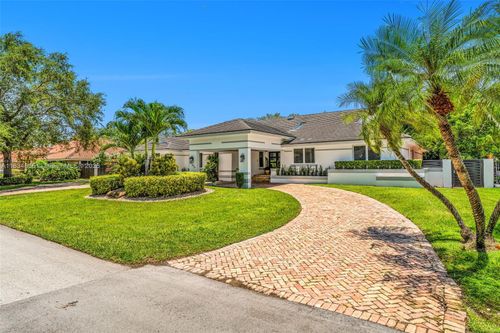 17940 Sw 83rd Ave, Palmetto Bay, FL, 33157-6117 | Card Image