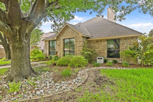 1514 Pickwick Ln, Denton, TX, 76209-1260 | Card Image