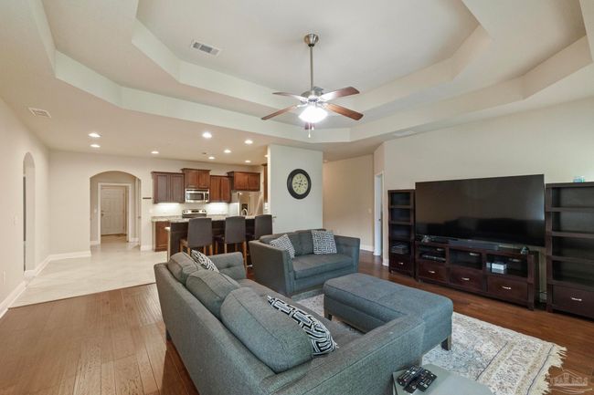 887 Legacy Oaks Dr, House other with 4 bedrooms, 4 bathrooms and 2 parking in Pensacola FL | Image 17