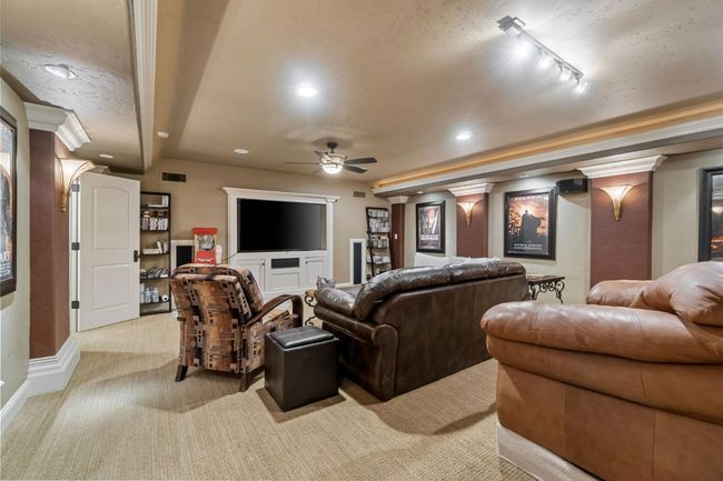 21788 Brighton Crest Dr, House other with 5 bedrooms, 0 bathrooms and null parking in Friant CA | Image 45