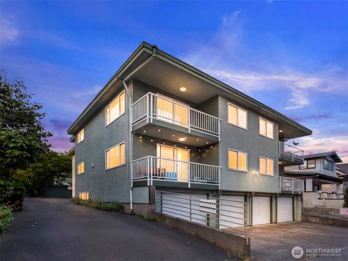 302-506 N 45th St, Seattle, WA, 98103-6461 | Card Image
