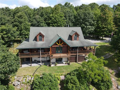 736 Hamilton Corners Rd, Titusville, PA, 16354-7932 | Card Image