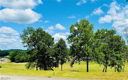 211 Woodridge Drive, Mineral Wells, WV, 26150 | Card Image
