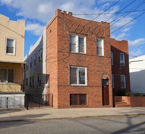 7809 67th Drive, New York, NY, 11379 | Card Image
