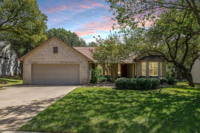 106 Six Flags Drive, House other with 2 bedrooms, 2 bathrooms and 4 parking in Georgetown TX | Image 1